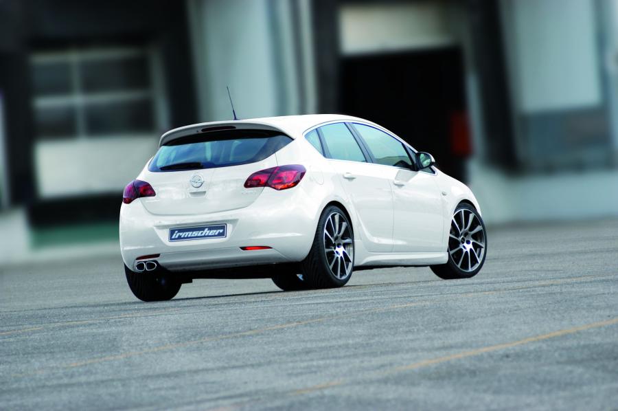  Opel Astra by Irmscher 2009 года  (фото 2 из 2)